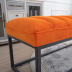 Banc capitonné avec piètement en métal moderne pour chambre ou entrée